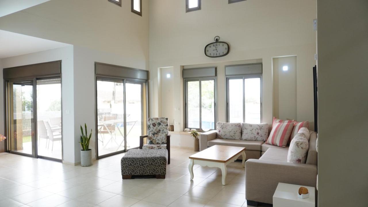וילה על ההר Villa Poriyya Exterior photo