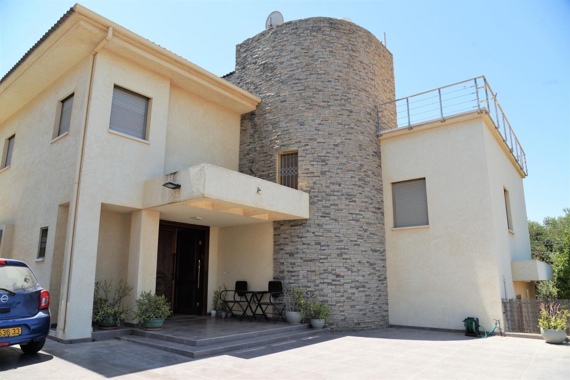 וילה על ההר Villa Poriyya Exterior photo
